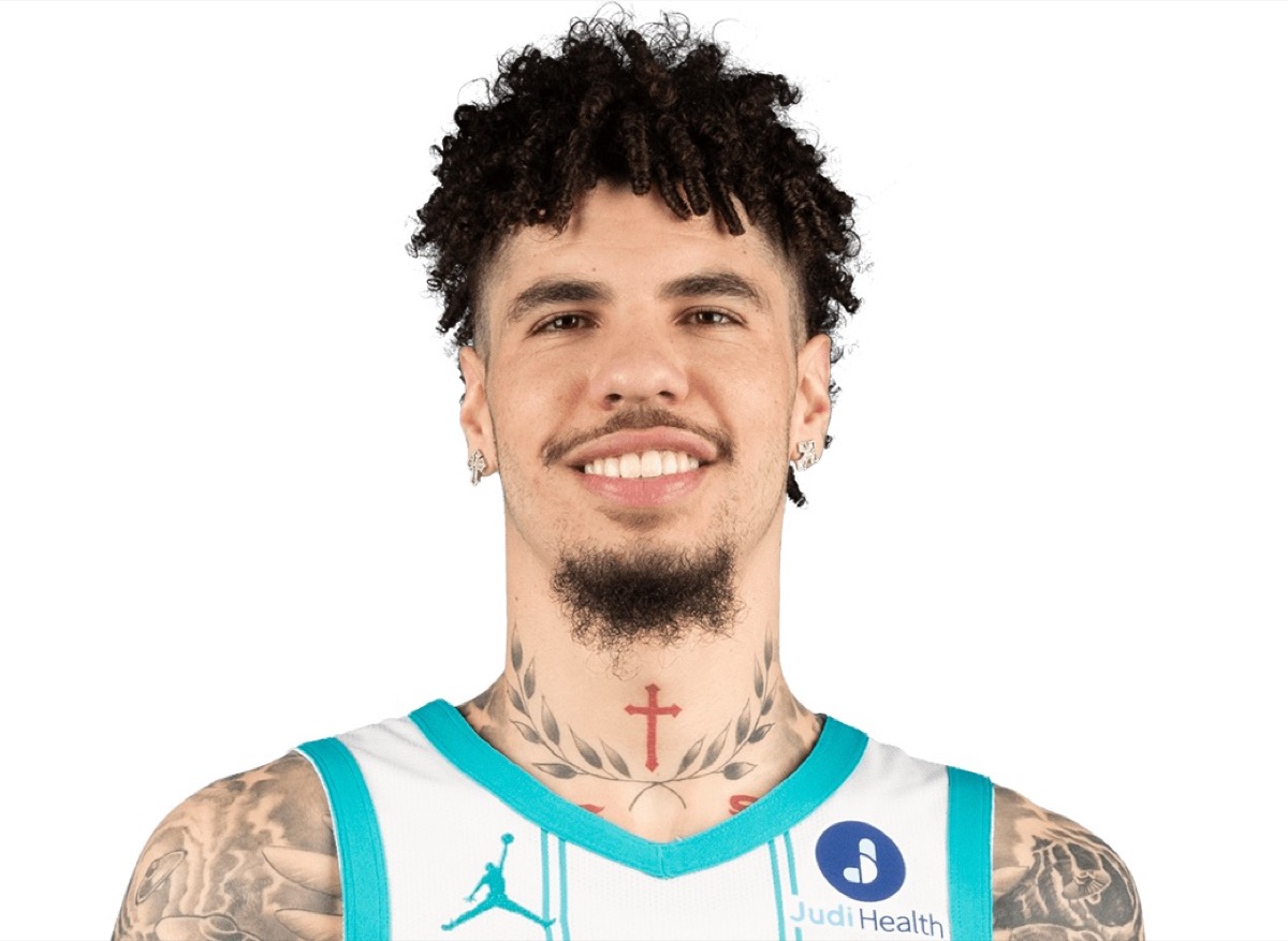 拉梅洛·鲍尔：从Ball家族到NBA最华丽的表演大师